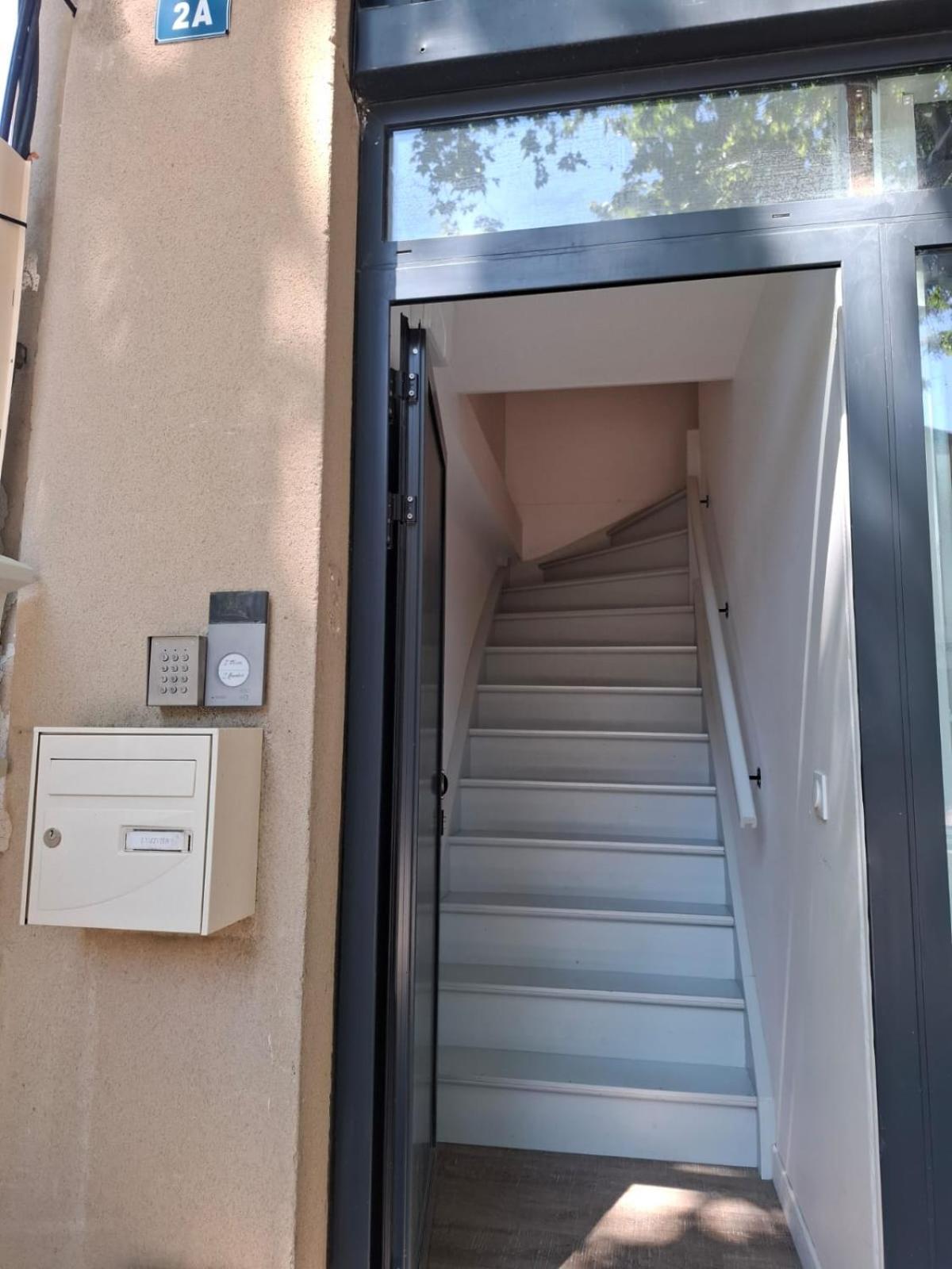 L'Amandier - Joli Appartement T3 Neuf Centre Ville A 2 Pas De La Rotonde Mirabeau Et Des Allees Provencales Aix-en-Provence Extérieur photo